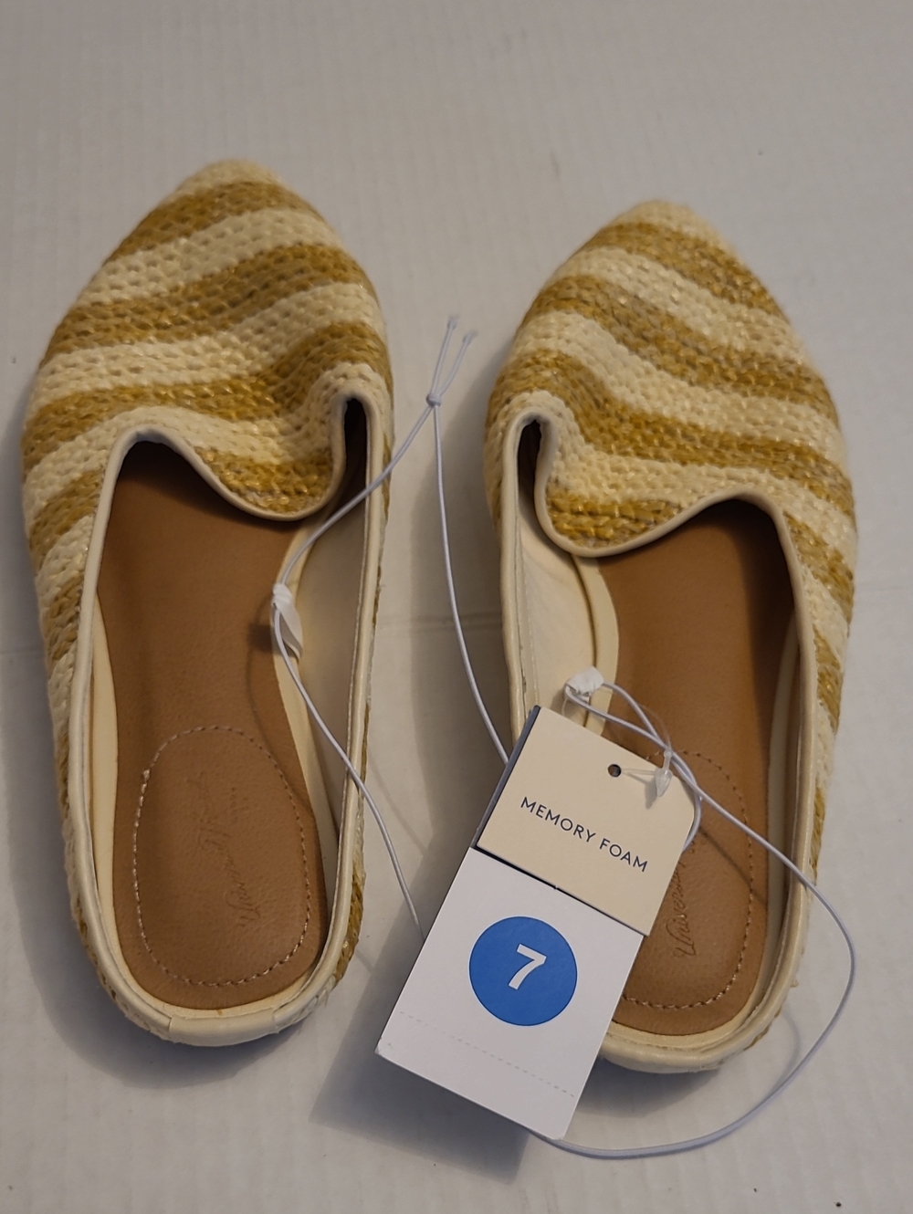 Universal Thread Women's Striped Pointed-Toe Flats in Cream and Tan